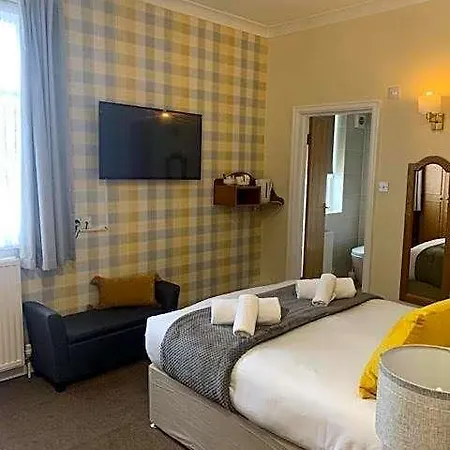 The Dickens Bar & B&B