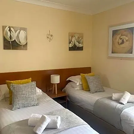 The Dickens Bar & B&B 3*