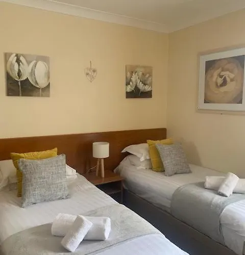 The Dickens Bar & Bed & Breakfast 3*