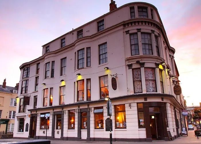 The Dickens Bar & Bed & Breakfast